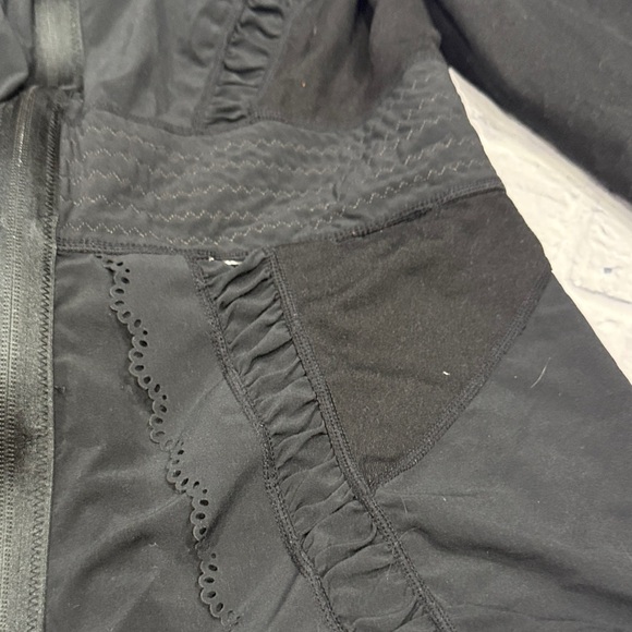 Zella Women's Black Fitted Jacket - Picture 4 of 10